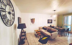 Spacieux appartement entièrement rénové